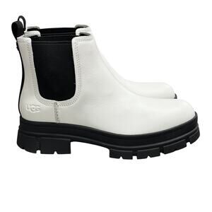 UGG Black and White  Chelsea Boots